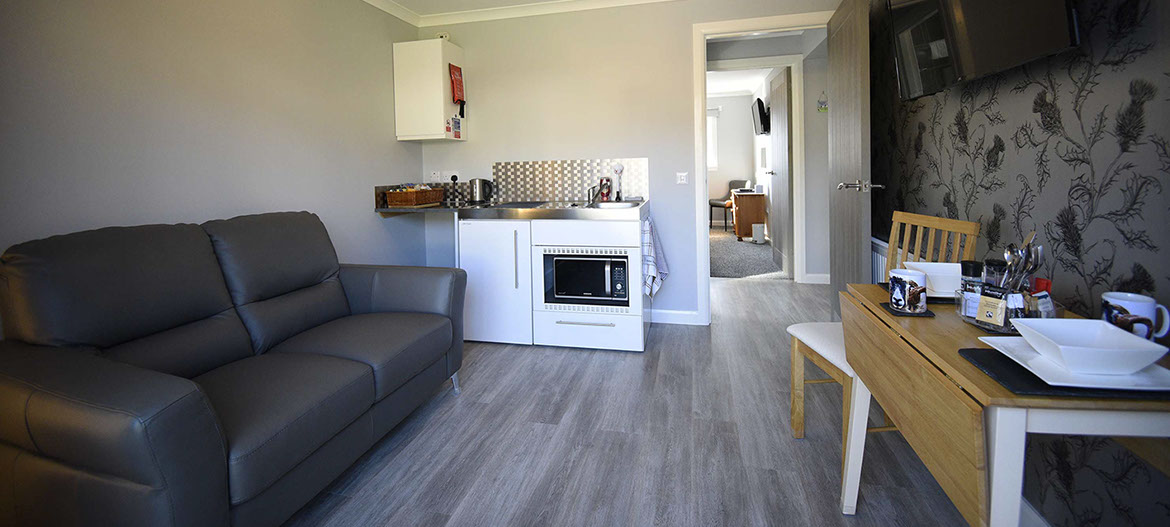 Thistle Dubh Dandy is a self catering accommodation in Portree with open plan design and modern facilities